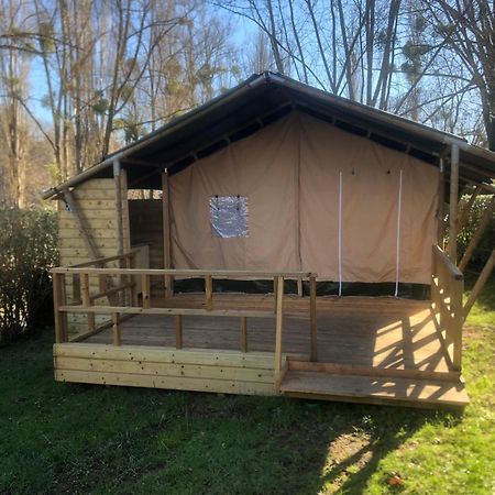 Camping Du Pont De St Gal Saint-Gal-sur-Sioule Екстер'єр фото
