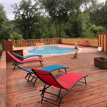 Camping Du Pont De St Gal Saint-Gal-sur-Sioule Екстер'єр фото