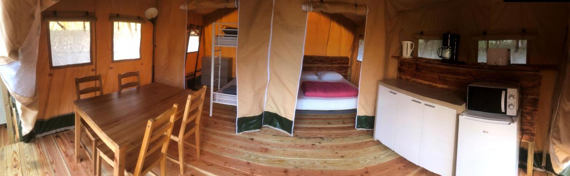 Camping Du Pont De St Gal Saint-Gal-sur-Sioule Екстер'єр фото