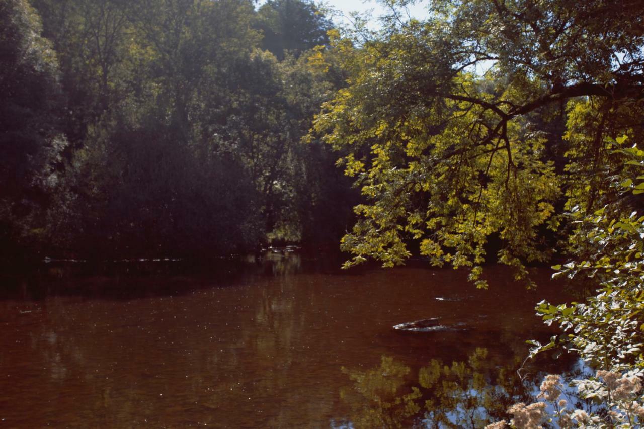 Camping Du Pont De St Gal Saint-Gal-sur-Sioule Екстер'єр фото
